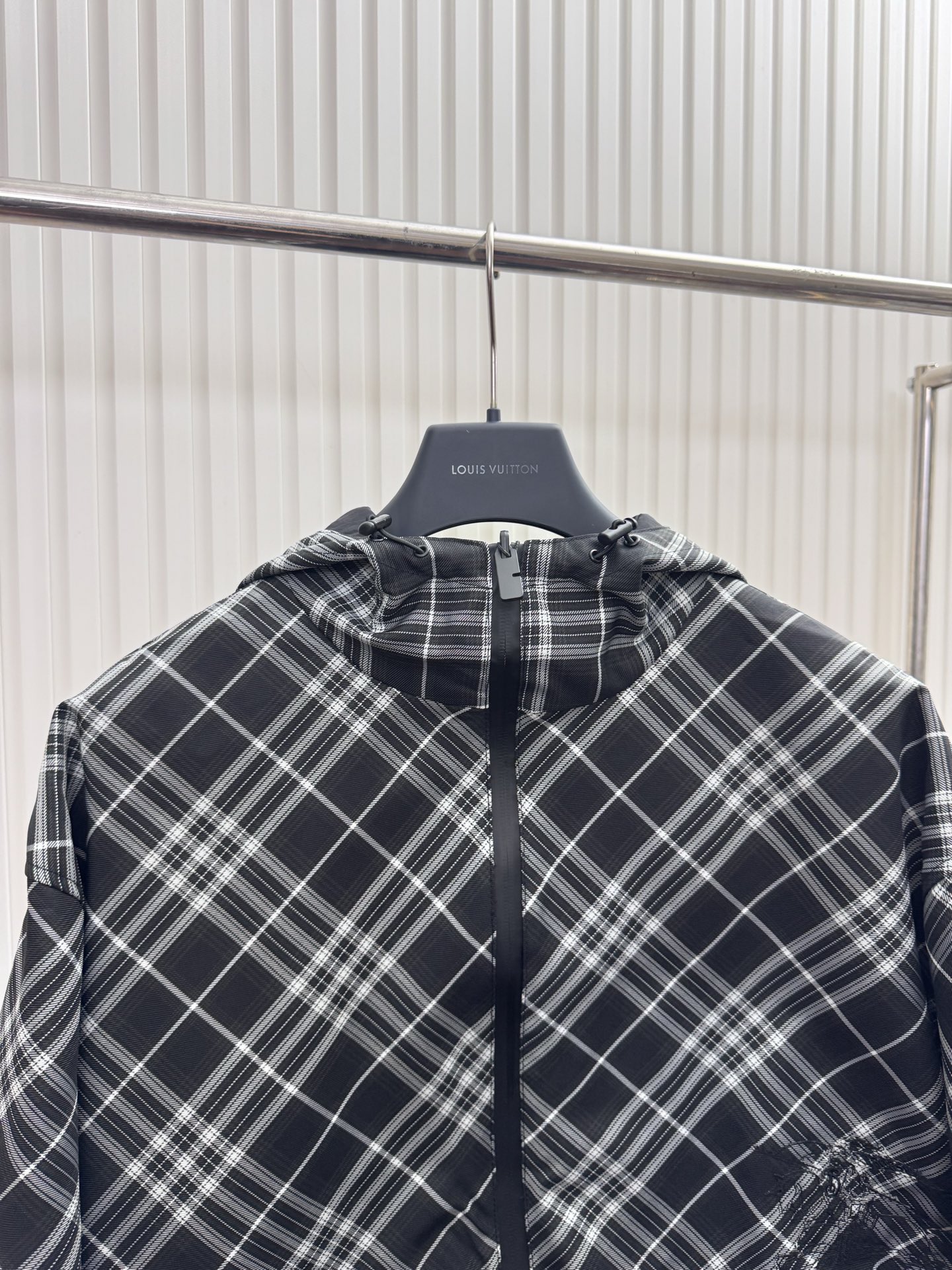 Burberry Bbr 巴宝莉黑白格纹战马刺绣双面穿外套