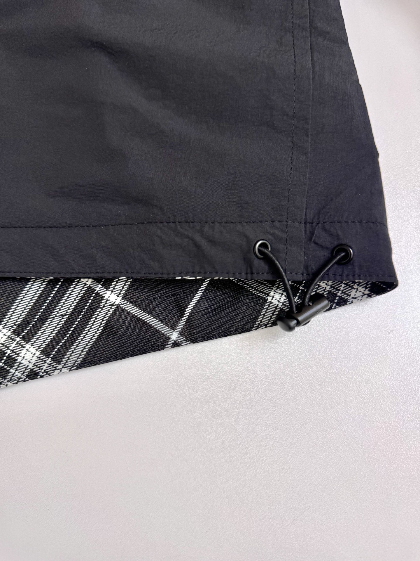 Burberry Bbr 巴宝莉黑白格纹战马刺绣双面穿外套