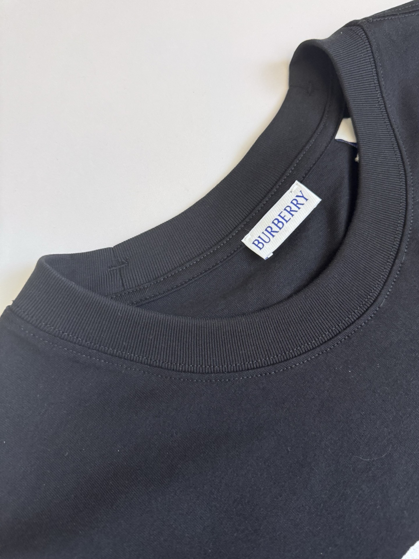 Burberry Bbr 巴宝莉ss26战马logo标识绣花短袖T恤