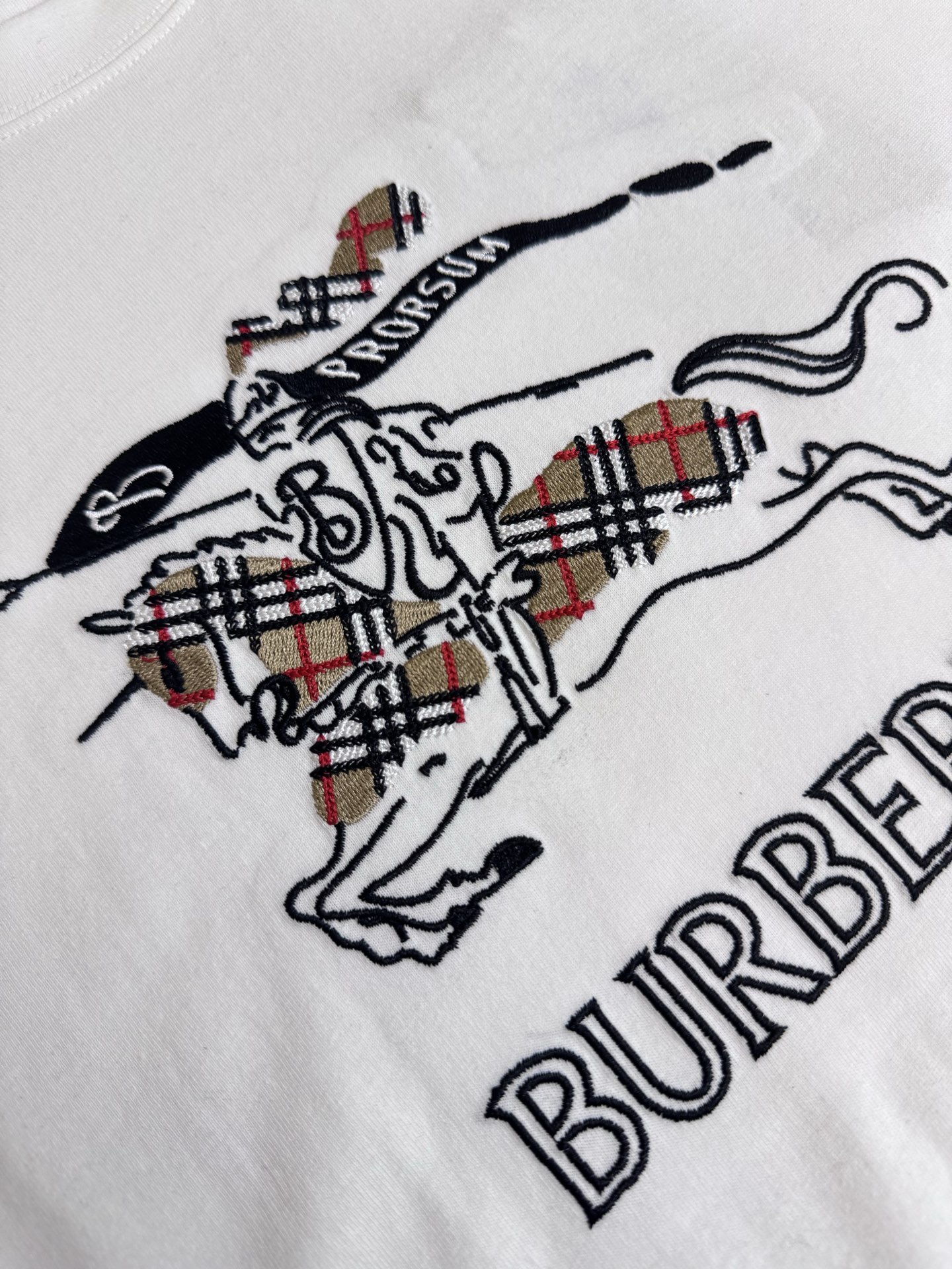Burberry Bbr 巴宝莉ss26战马logo标识绣花短袖T恤