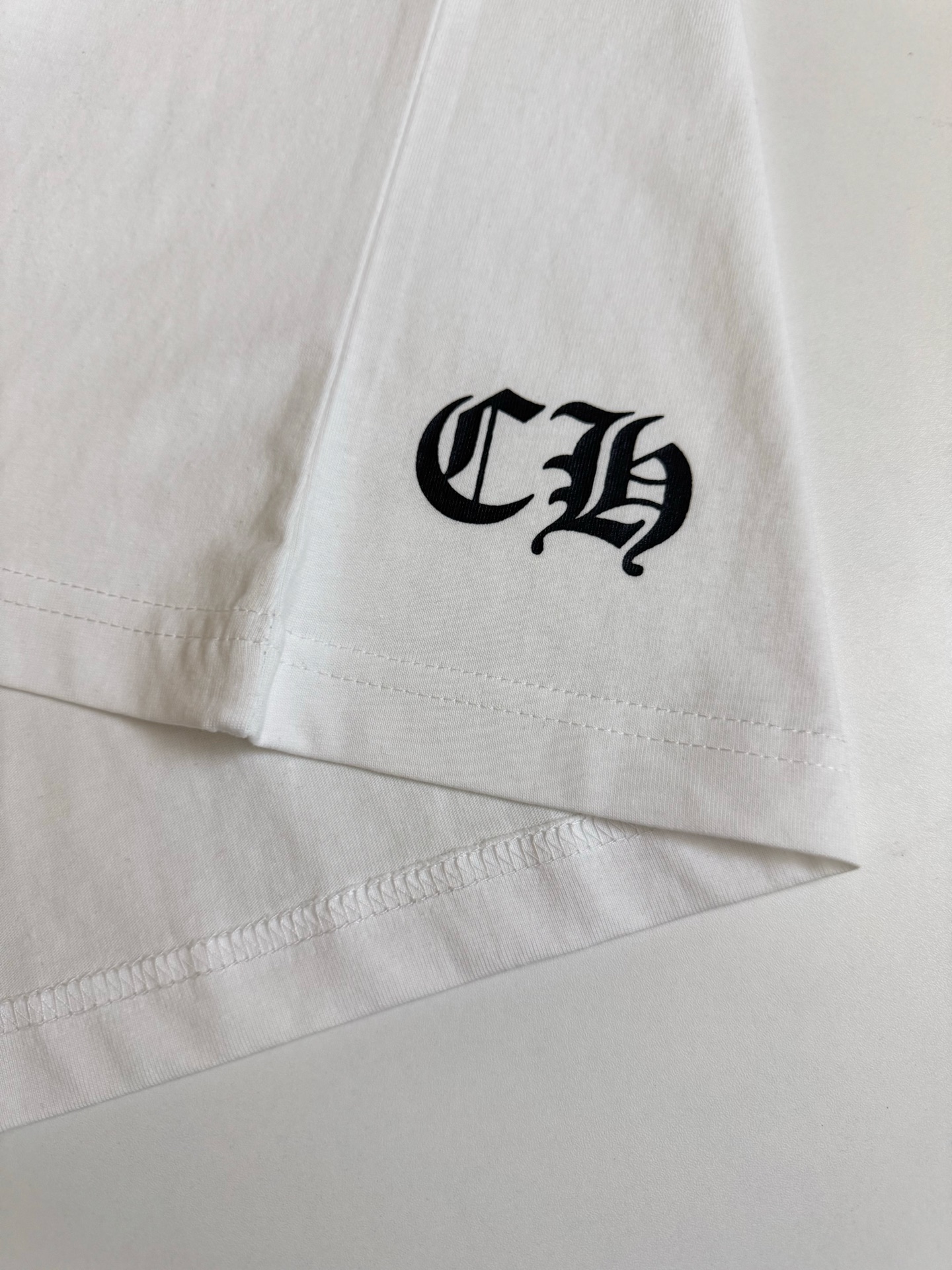 Chrome Hearts CH 克罗心后背火焰图腾口袋短袖T恤