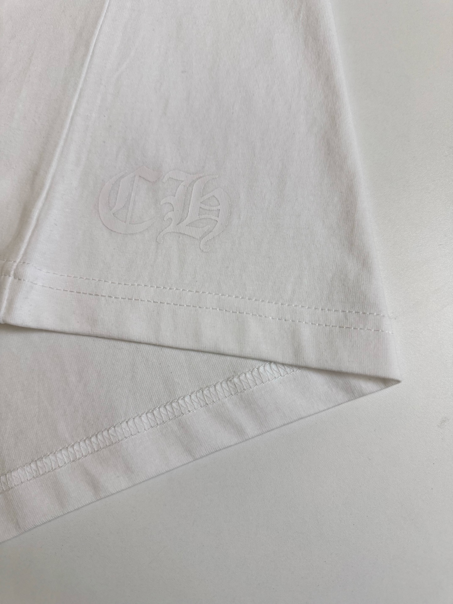 Chrome Hearts CH 克罗心粉色梵文字母口袋短袖T恤