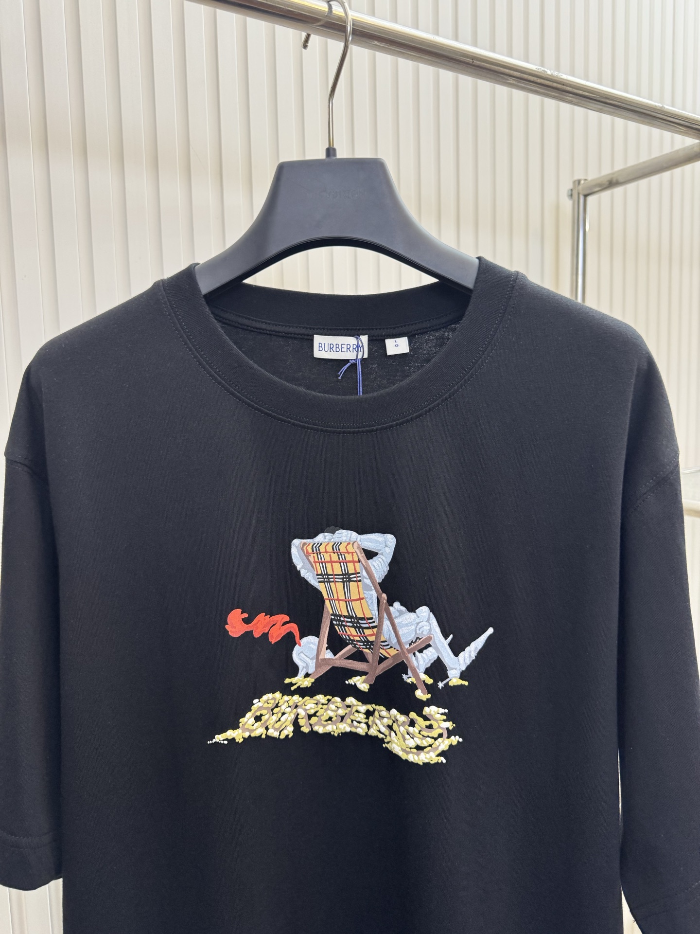 Burberry Bbr 巴宝莉 ss26沙滩骑士艺术发泡印花短袖T恤