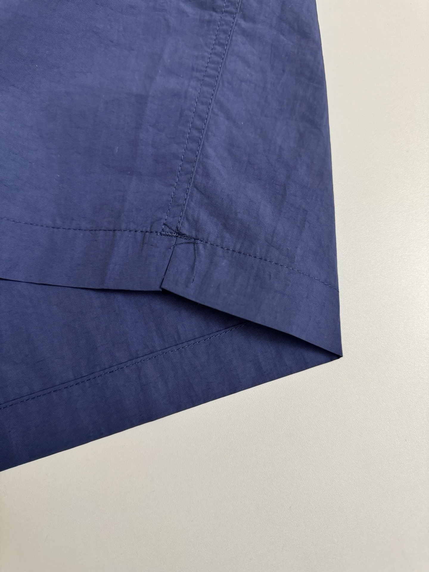 Hermès Hremes 爱马仕 H小标刺绣沙滩速干短裤