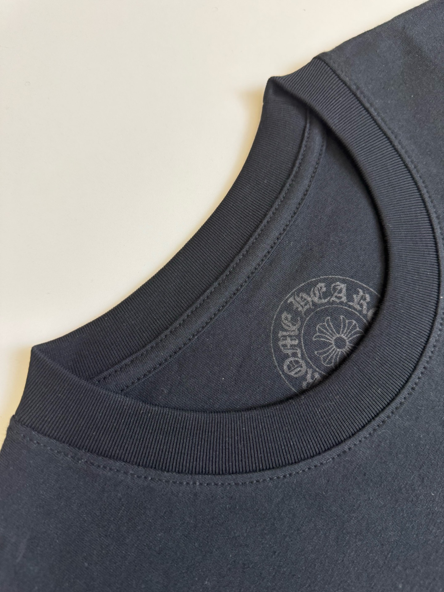 Chrome Hearts CH 克罗心伦敦限定藤蔓马蹄十字架短袖T恤