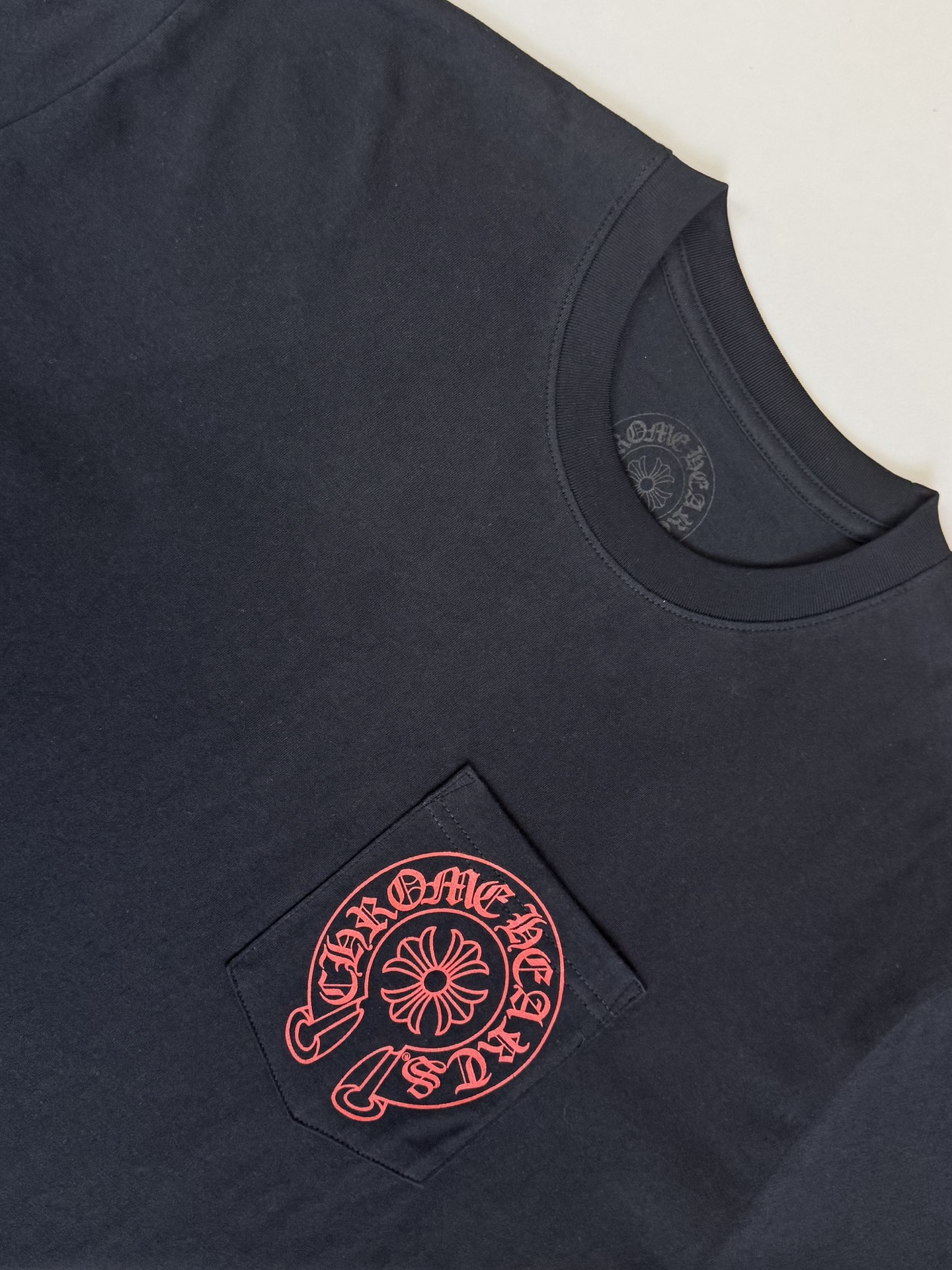 Chrome Hearts CH 克罗心伦敦限定藤蔓马蹄十字架短袖T恤