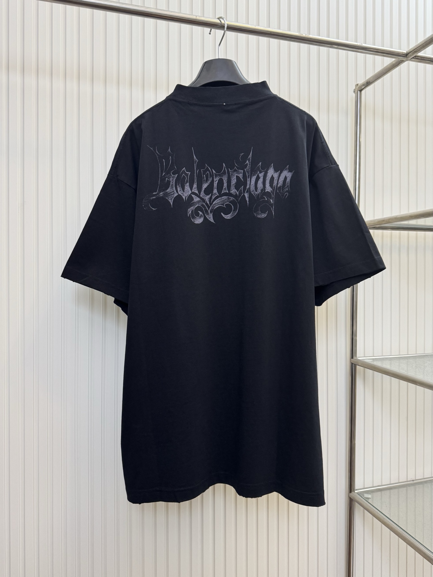 Balenciaga Bal 巴黎26ss 哥特火焰艺术字体印花短袖T恤