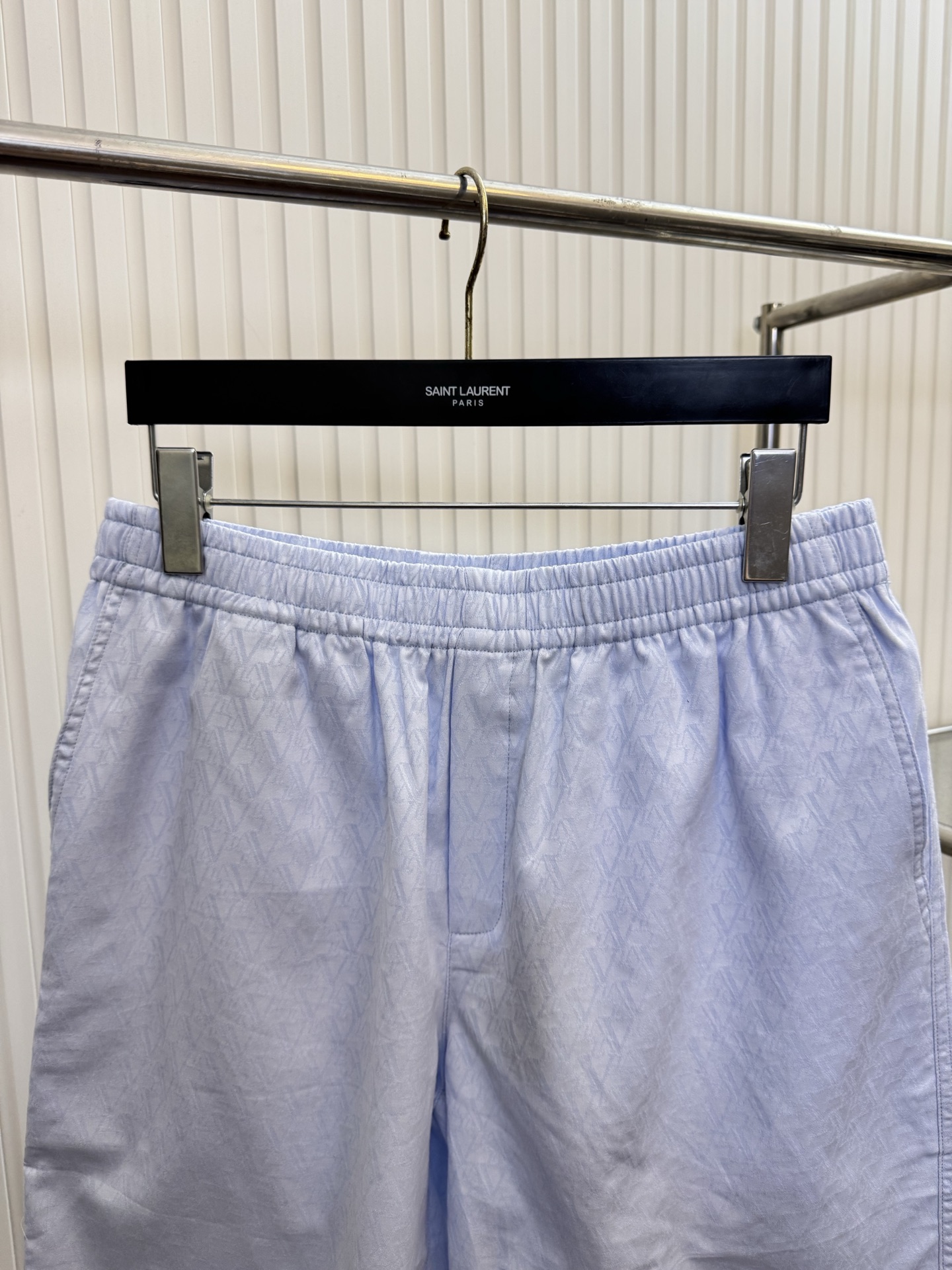 Louis Vuitton 1v 路易26ss标识字母满印短裤
