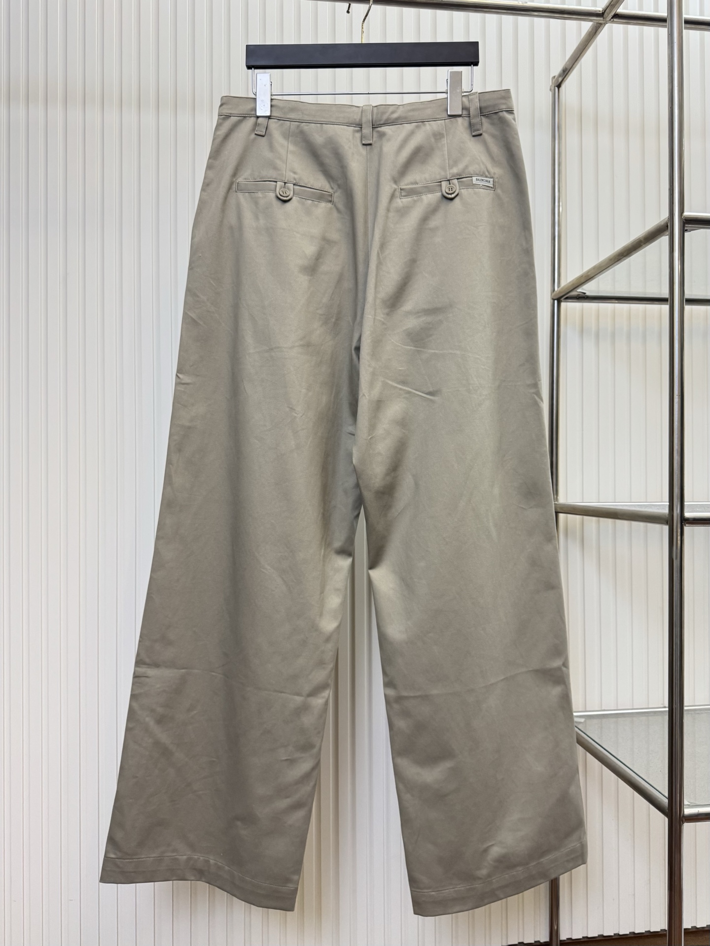 Balenciaga Bal 巴黎 26ss新款斜纹棉布扣子滚边口袋 休闲长裤