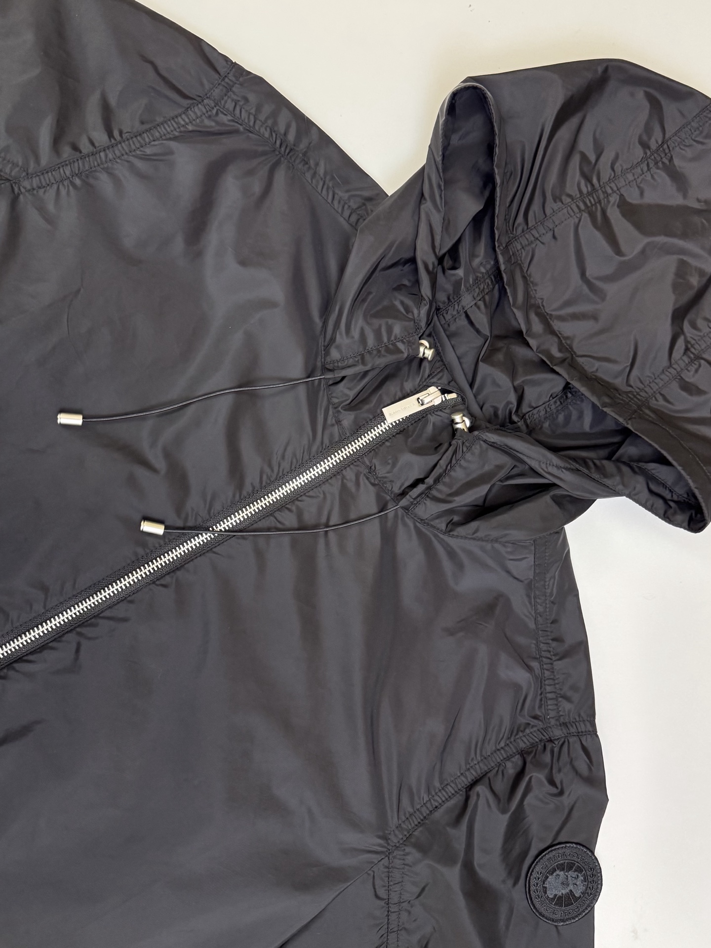 Canada Goose Canada Goose 加拿大鹅袖标连帽防风夹克外套