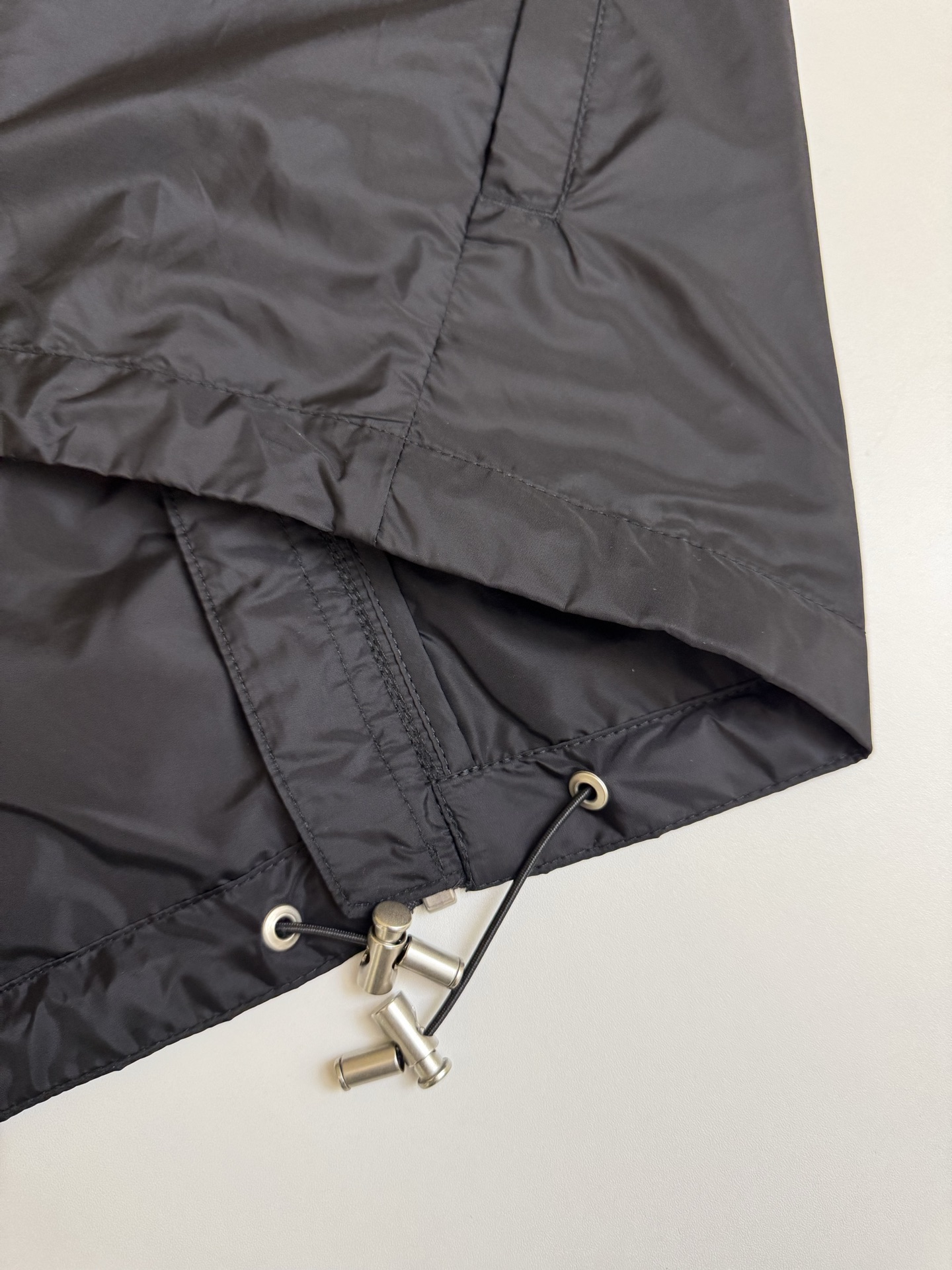 Canada Goose Canada Goose 加拿大鹅袖标连帽防风夹克外套