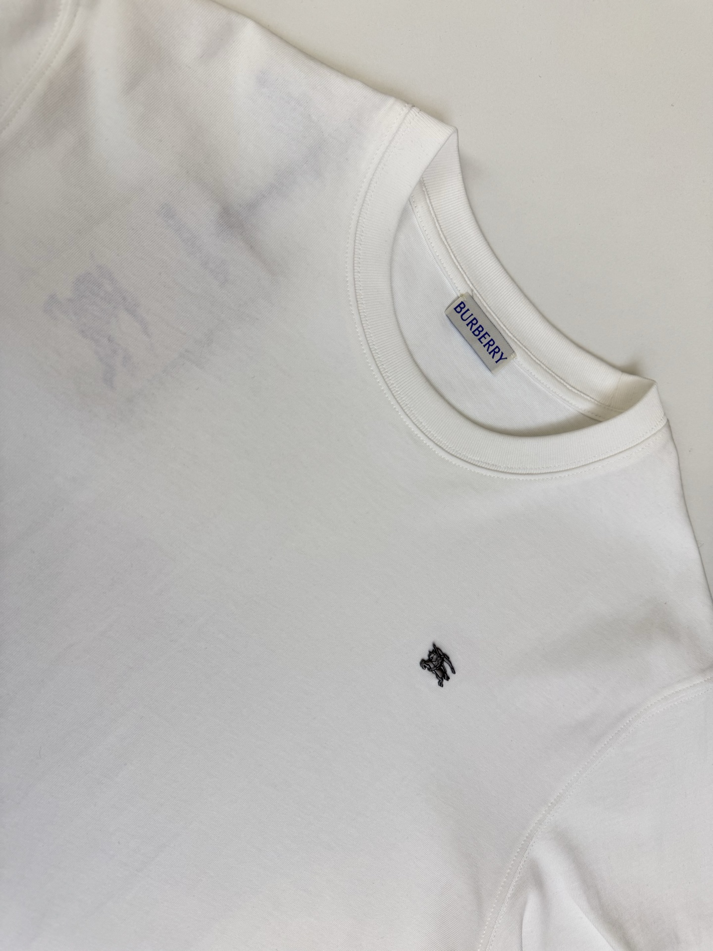 Burberry Bbr 巴宝莉 铁标logo短袖T恤