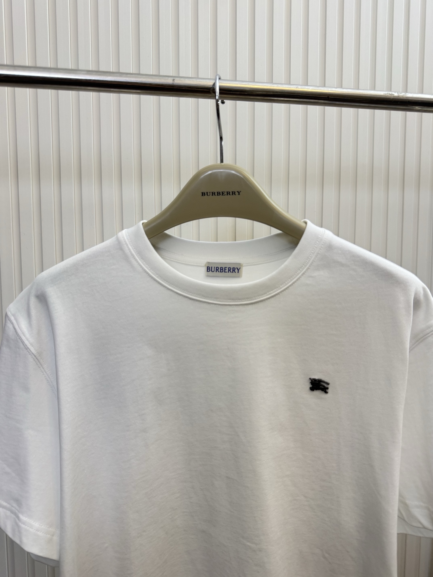 Burberry Bbr 巴宝莉 铁标logo短袖T恤