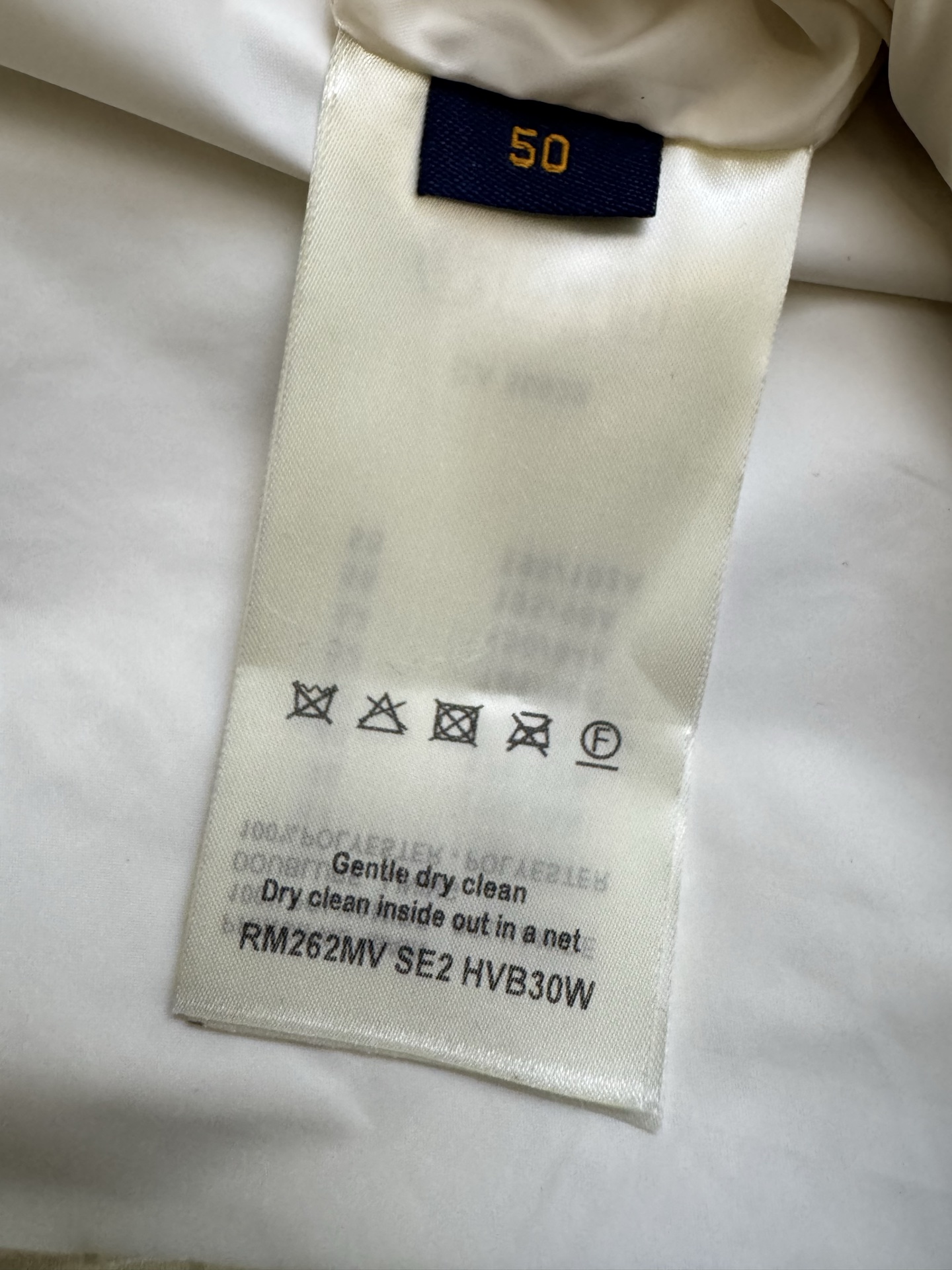 Louis Vuitton 1v 路易 SS26 雏菊Monogram满印老化立领夹克外套