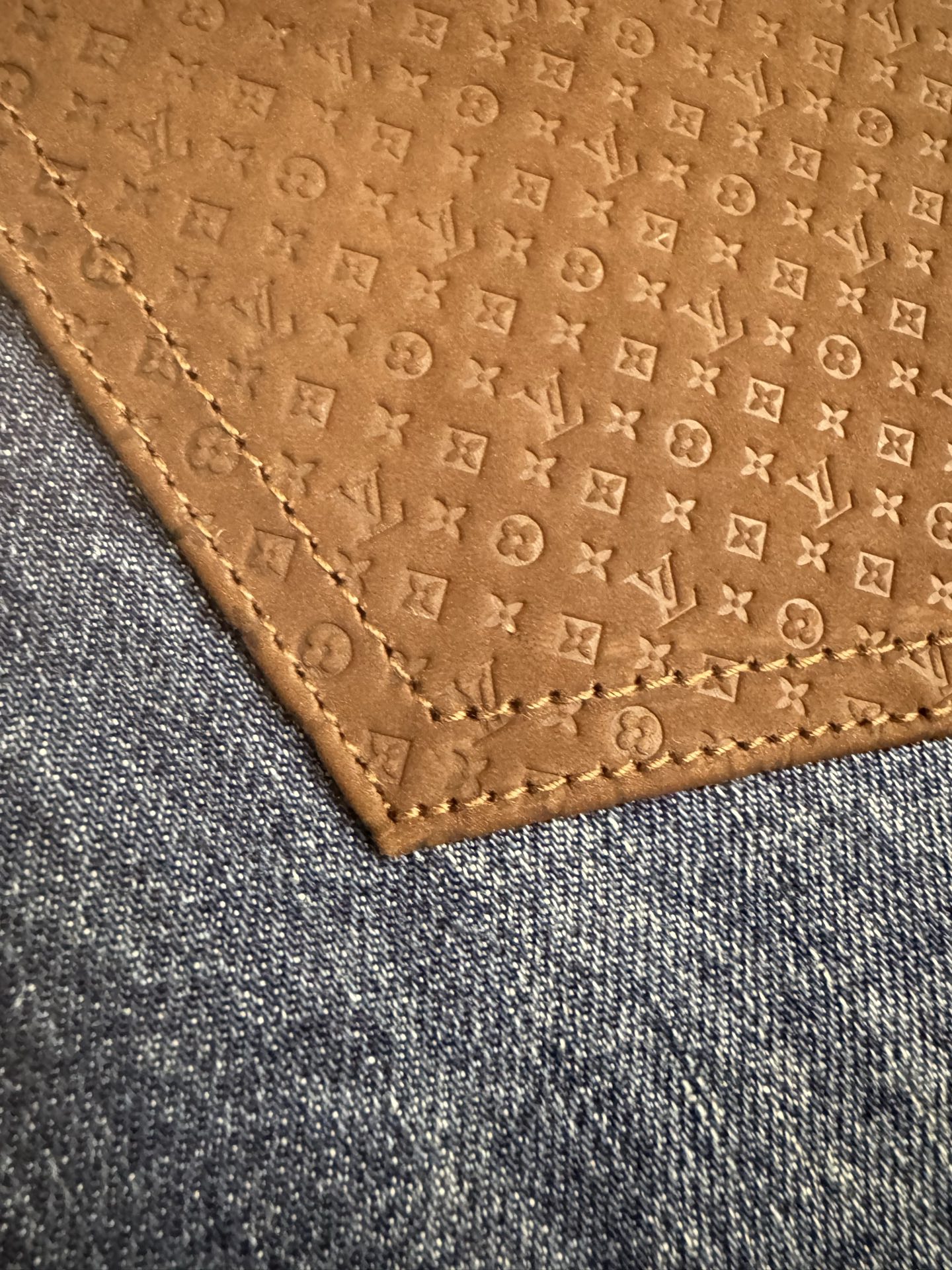 Louis Vuitton 1v 标识提花拼接皮革牛仔长裤