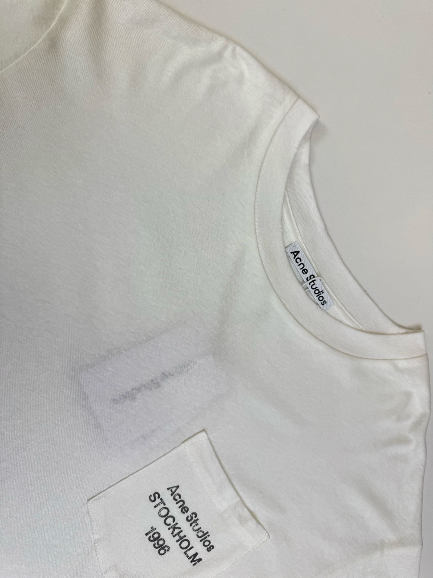 Acne Studios Acne Studios 口袋字母徽标短袖T恤