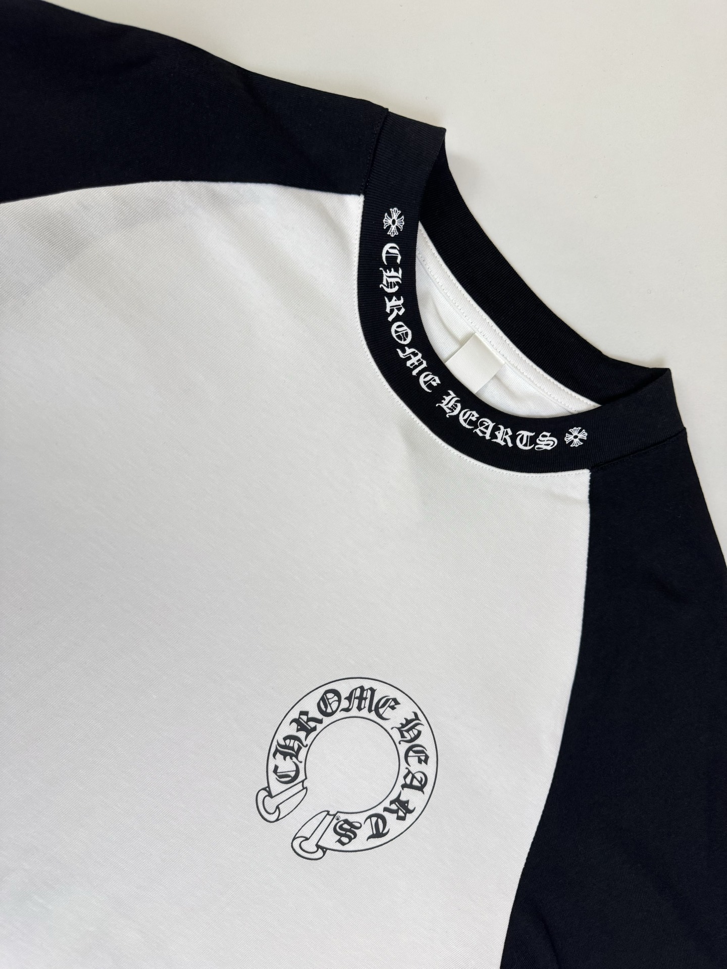 Chrome Hearts CH 克罗心 马蹄印梵文字母绣臂撞色长袖