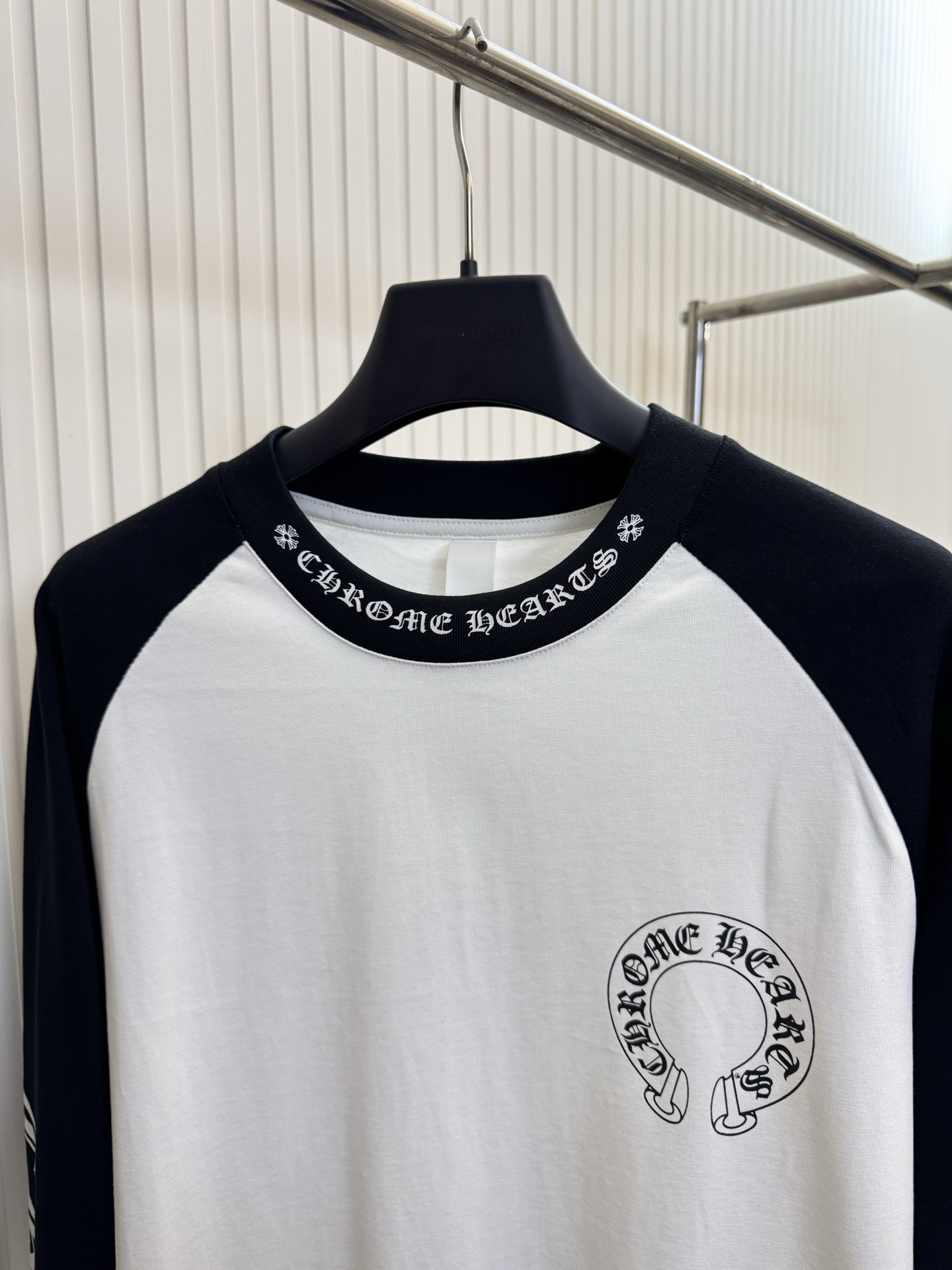 Chrome Hearts CH 克罗心 马蹄印梵文字母绣臂撞色长袖