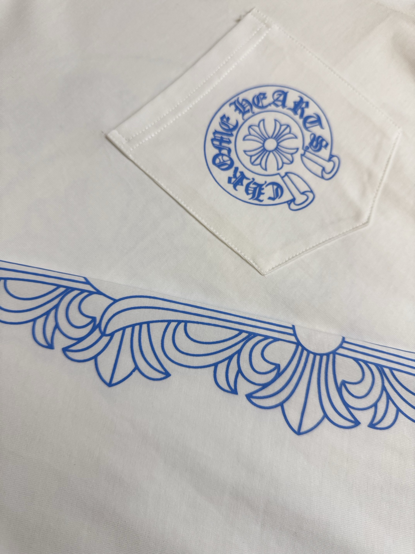 Chrome Hearts CH 克罗心 口袋马蹄印字母十字架绣臂长袖T恤