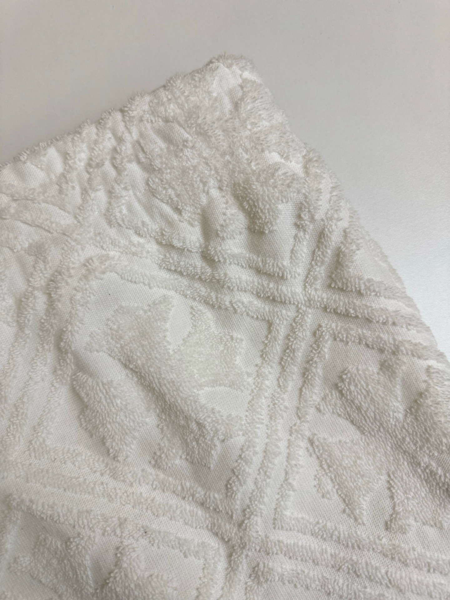 Chrome Hearts CH 克罗心白戛纳限定十字花毛巾布休闲短裤