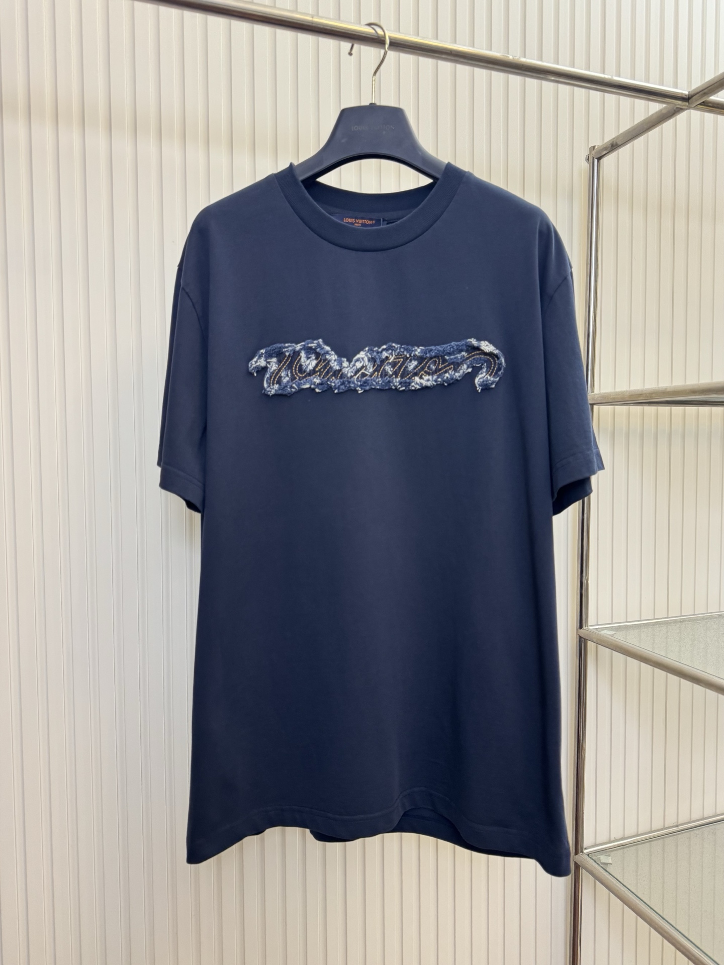 Louis Vuitton 1v 路易 ss26字母标识牛仔贴布刺绣短袖T恤