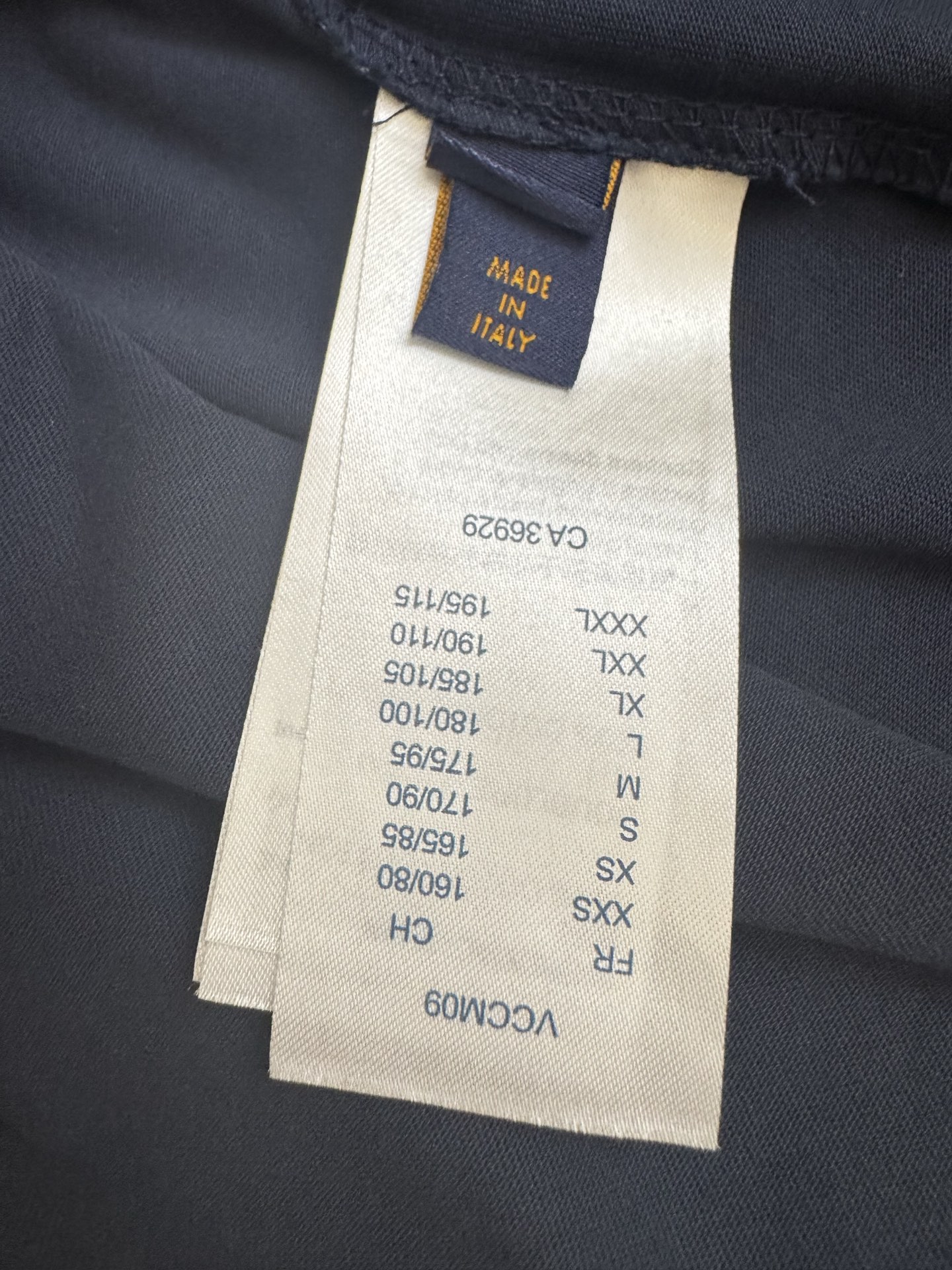 Louis Vuitton 1v 路易 ss26字母标识牛仔贴布刺绣短袖T恤