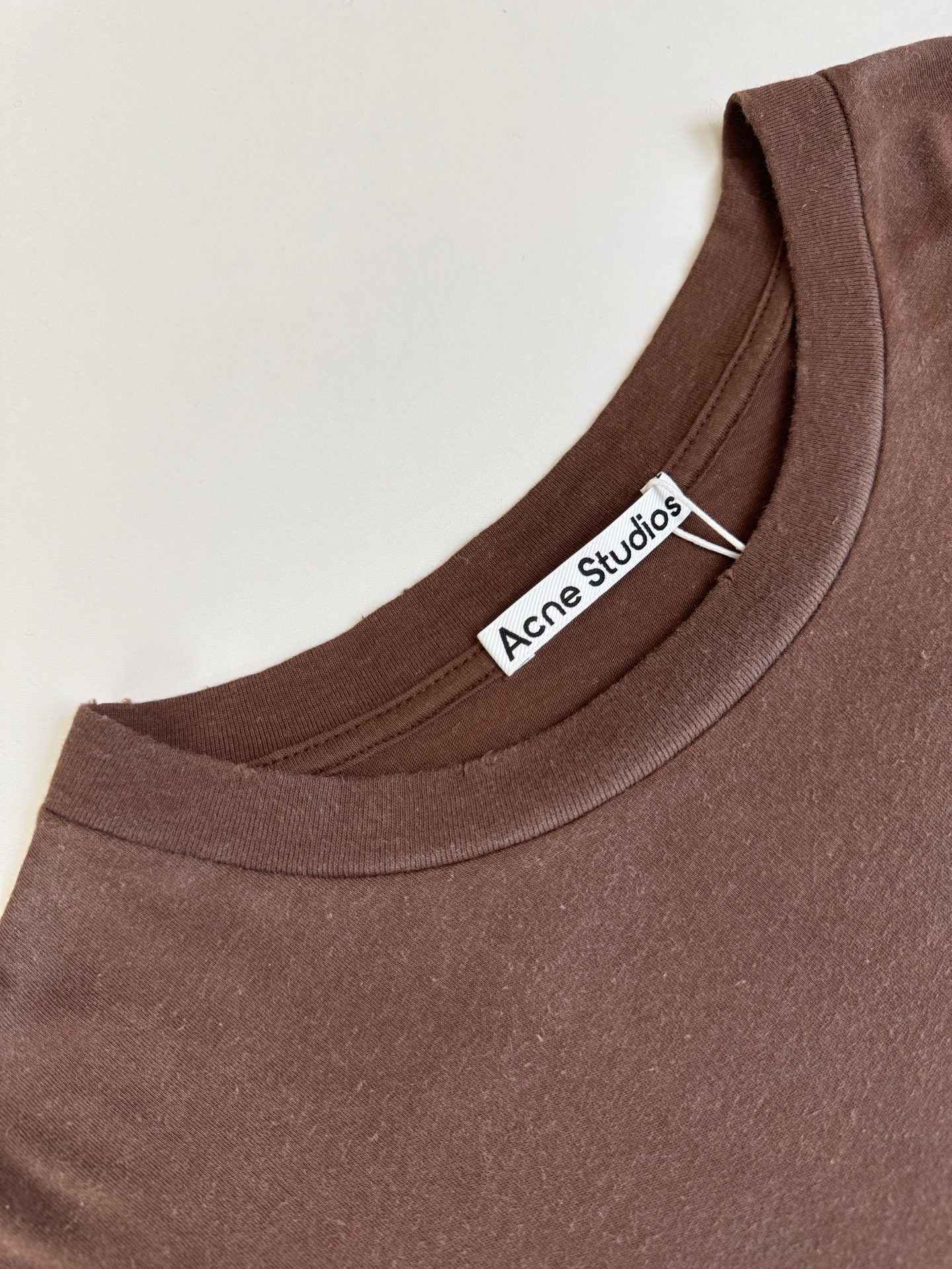 Acne Studios Acne Studios 口袋字母徽标短袖T恤