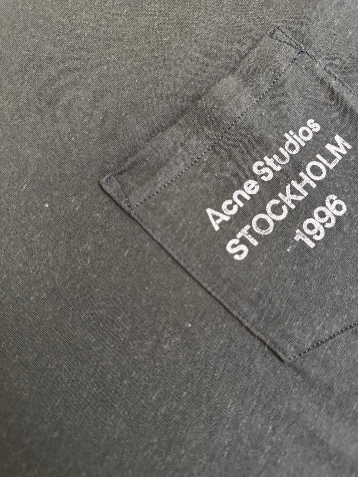Acne Studios Acne Studios 口袋字母徽标短袖T恤