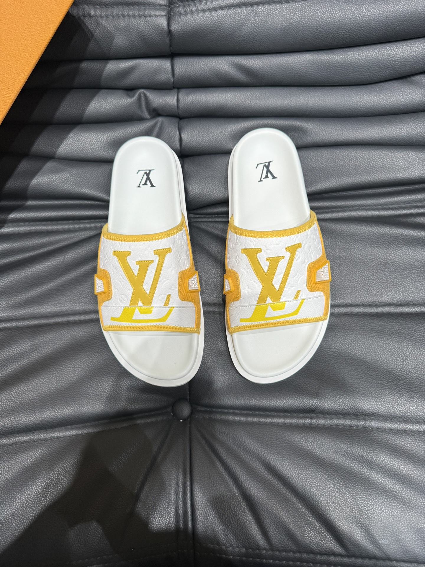 Louis Vuitton Schoenen Pantoffels Zomercollectie Casual