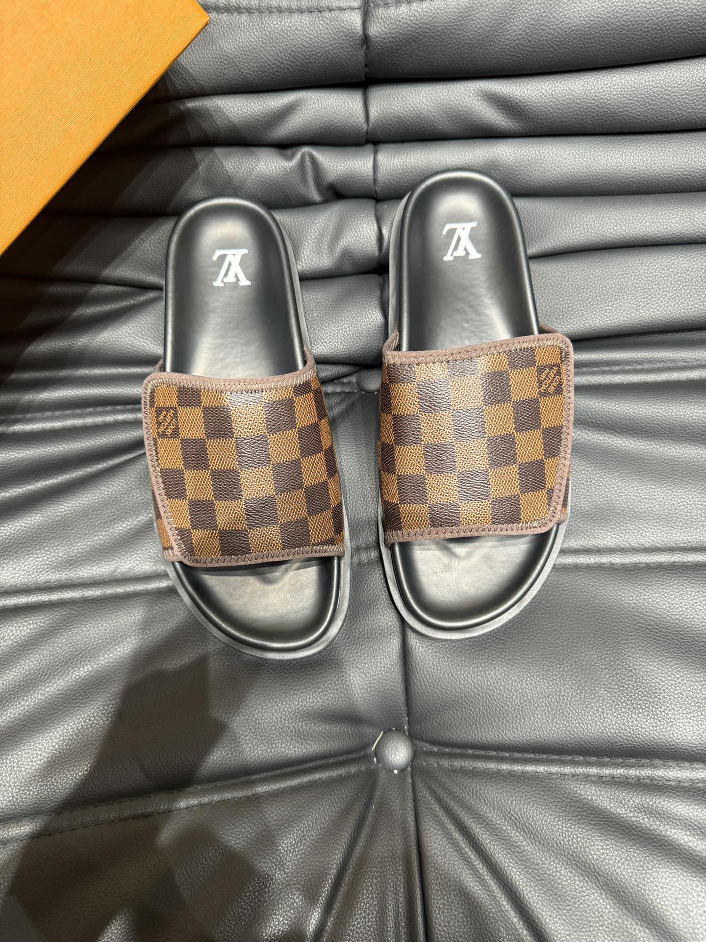 Louis Vuitton Verkoop
 Schoenen Pantoffels Zomercollectie Casual