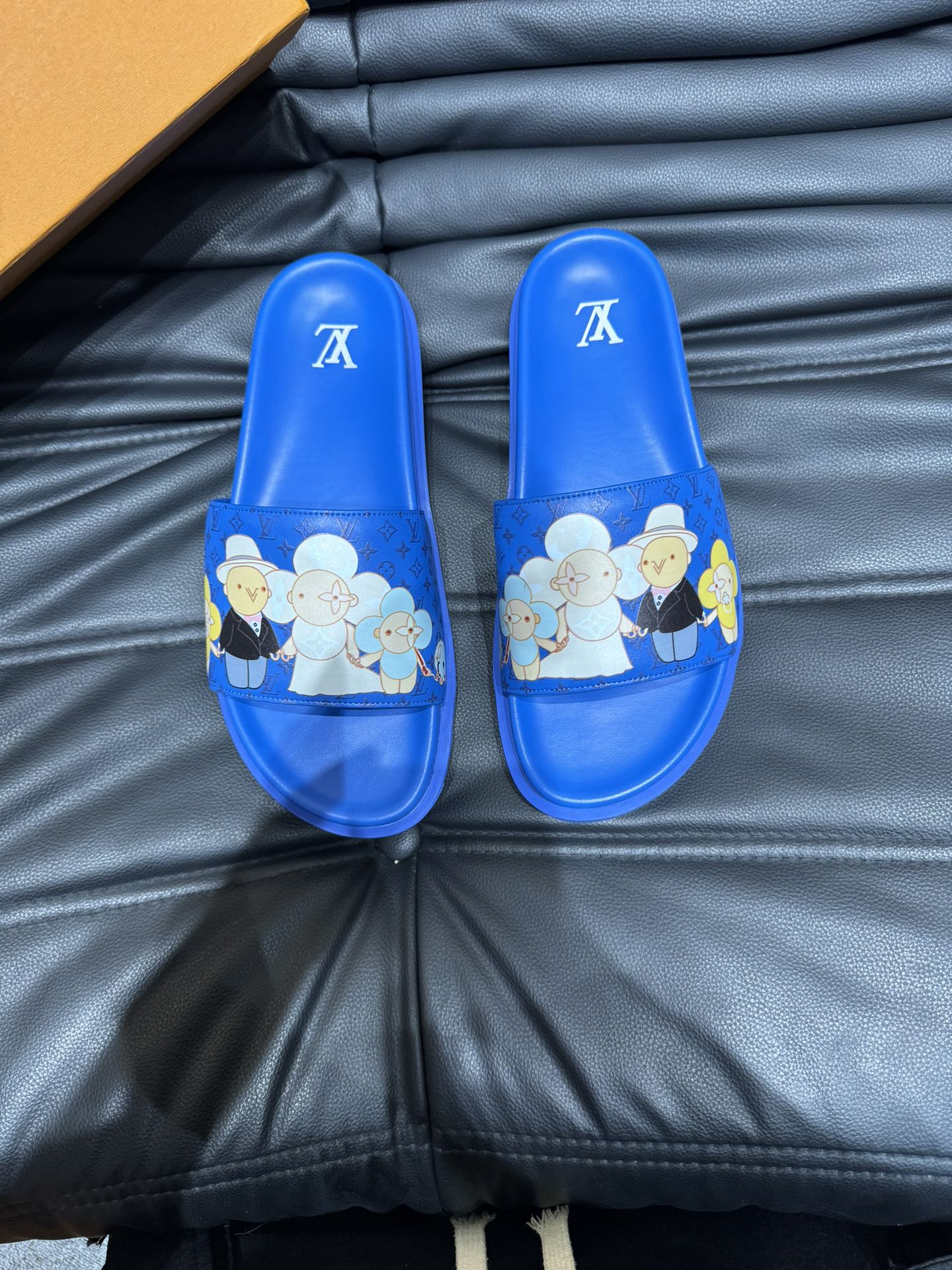 Louis Vuitton AAA
 Shoes Slippers Summer Collection Casual