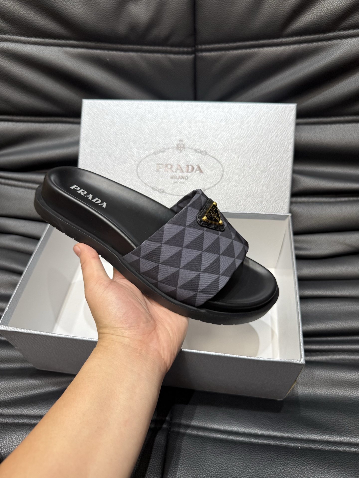 Prada Men's Slides Sandals - Luxury Comfort & Style, Sizes 38-44 Available 7 i1742017158921 4385 0 5