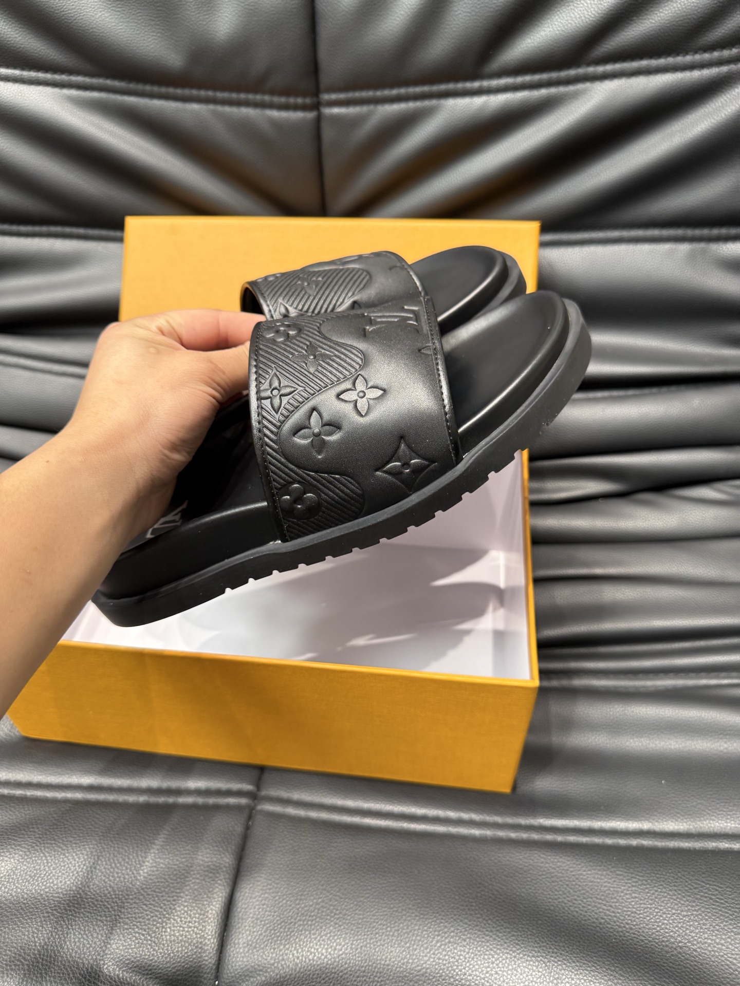Louis Vuitton Men's Black Embossed Monogram Logo Pool Slides Sandals 6 i1744005310813 213 0 4