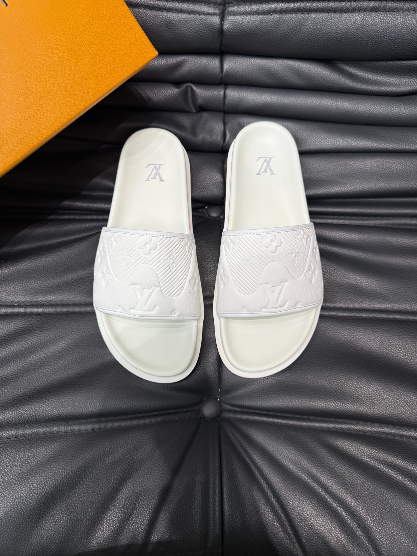 Louis Vuitton White Embossed Rubber Lock It Flat Mules Slides Sandals 2 i1744005724286 7746 0 0