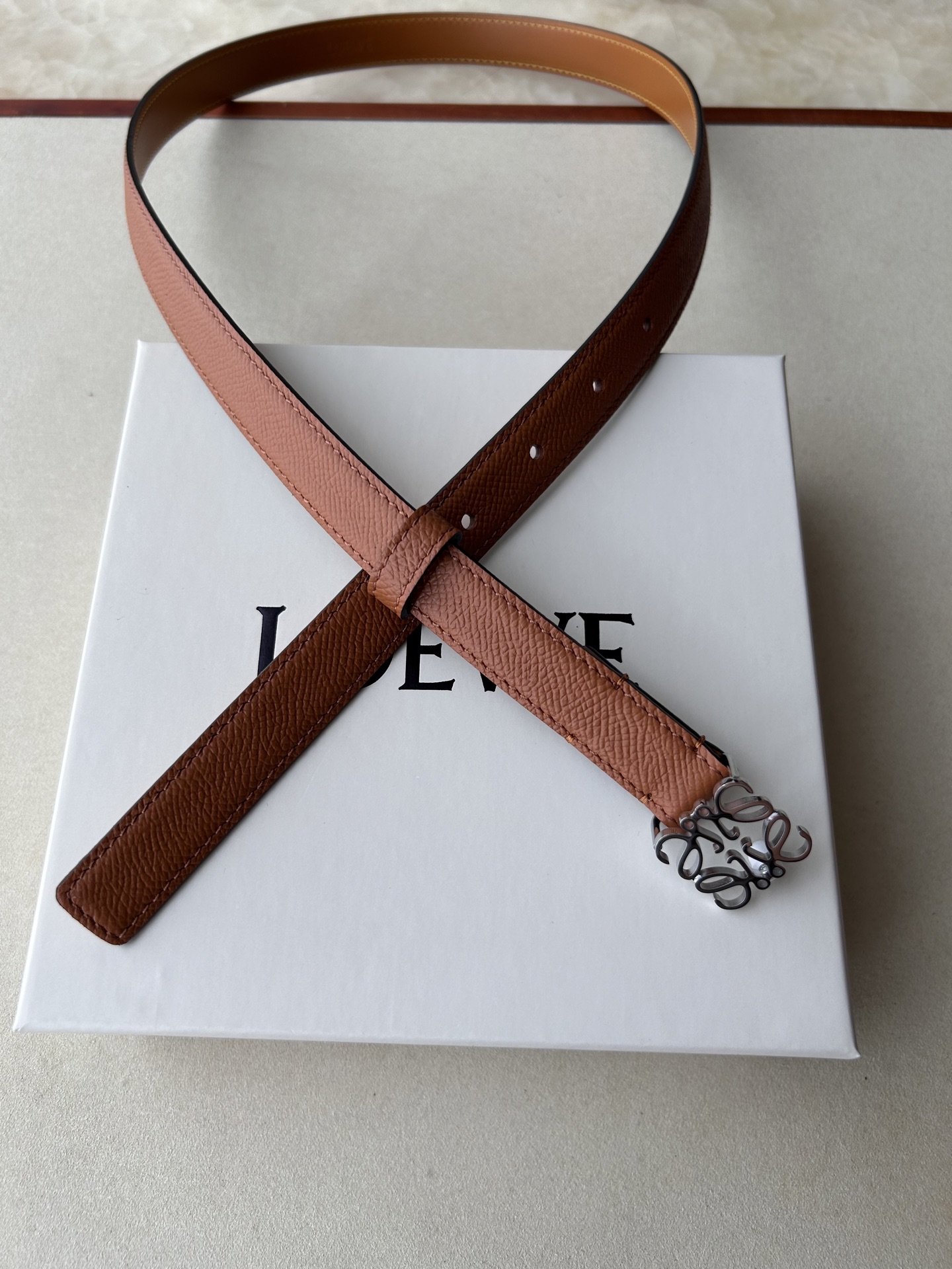 Gold-Plated Ceremonial Belt with Fine Craftsmanship and Classic Fashion Style