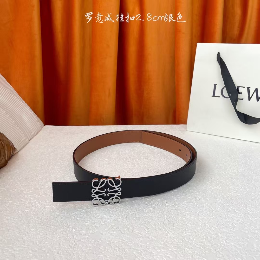 Gold Belt with Unique Design: 28mm Bandwidth, Vacuum Electroplating, Fine Craftsmanship. - 图片 2