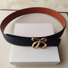 品牌:罗意威 价格: 尺寸:带宽40mm 正品尺寸 五金材质:专柜精品扣,真空电镀,工艺精细 带身材质:天然头层牛皮 品牌:罗意威 价格: 尺寸:带宽40mm 正品尺寸 五金材质:专柜精品扣,真空电镀,工艺精细 带身材质:天然头层牛皮
