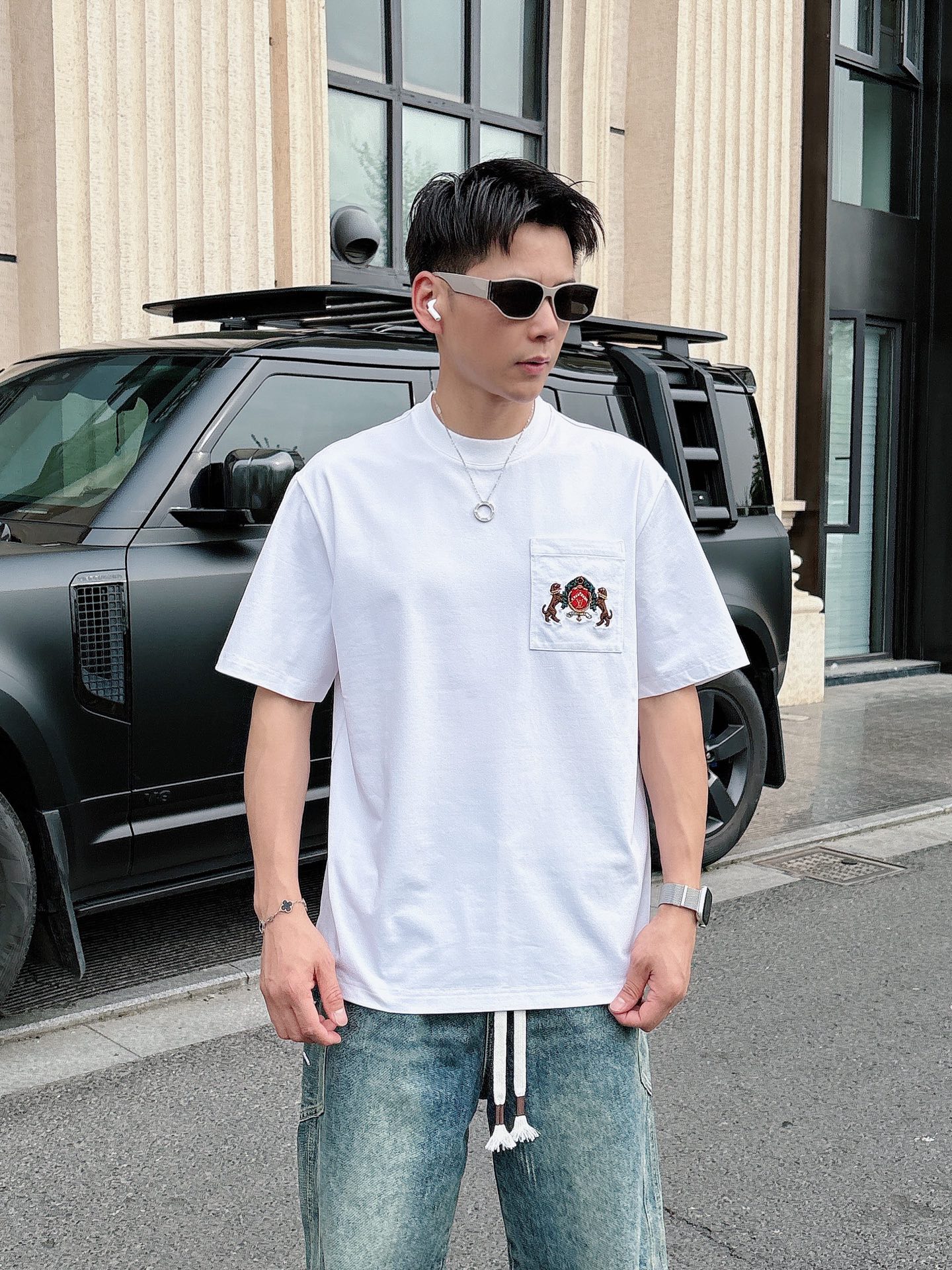 LV🌾、🆕2026春夏新品发售新品短袖T恤，面料采用新疆长绒棉，温儒柔软 细腻柔软 上身自然是舒适 凉爽