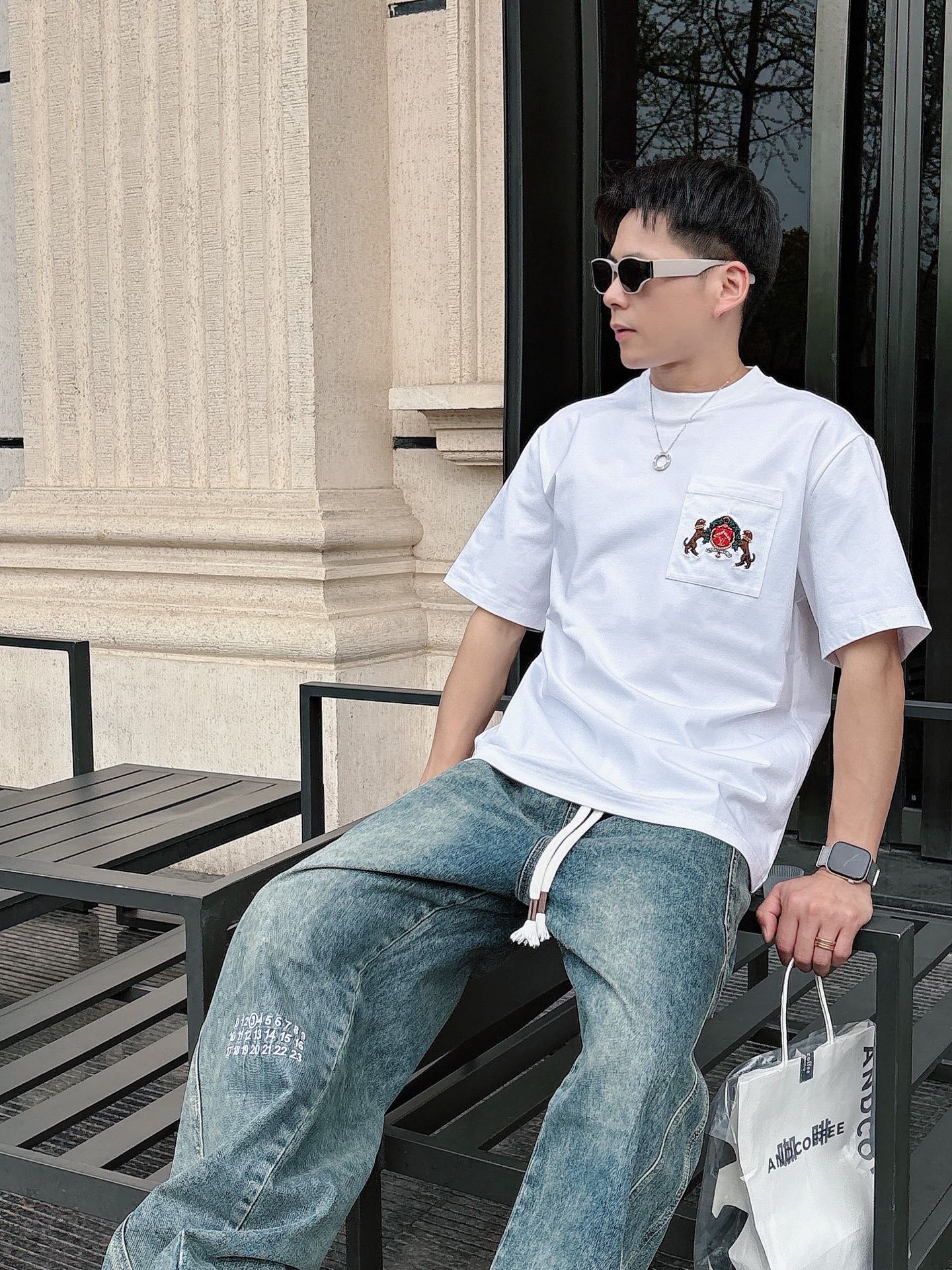 LV🌾、🆕2026春夏新品发售新品短袖T恤，面料采用新疆长绒棉，温儒柔软 细腻柔软 上身自然是舒适 凉爽