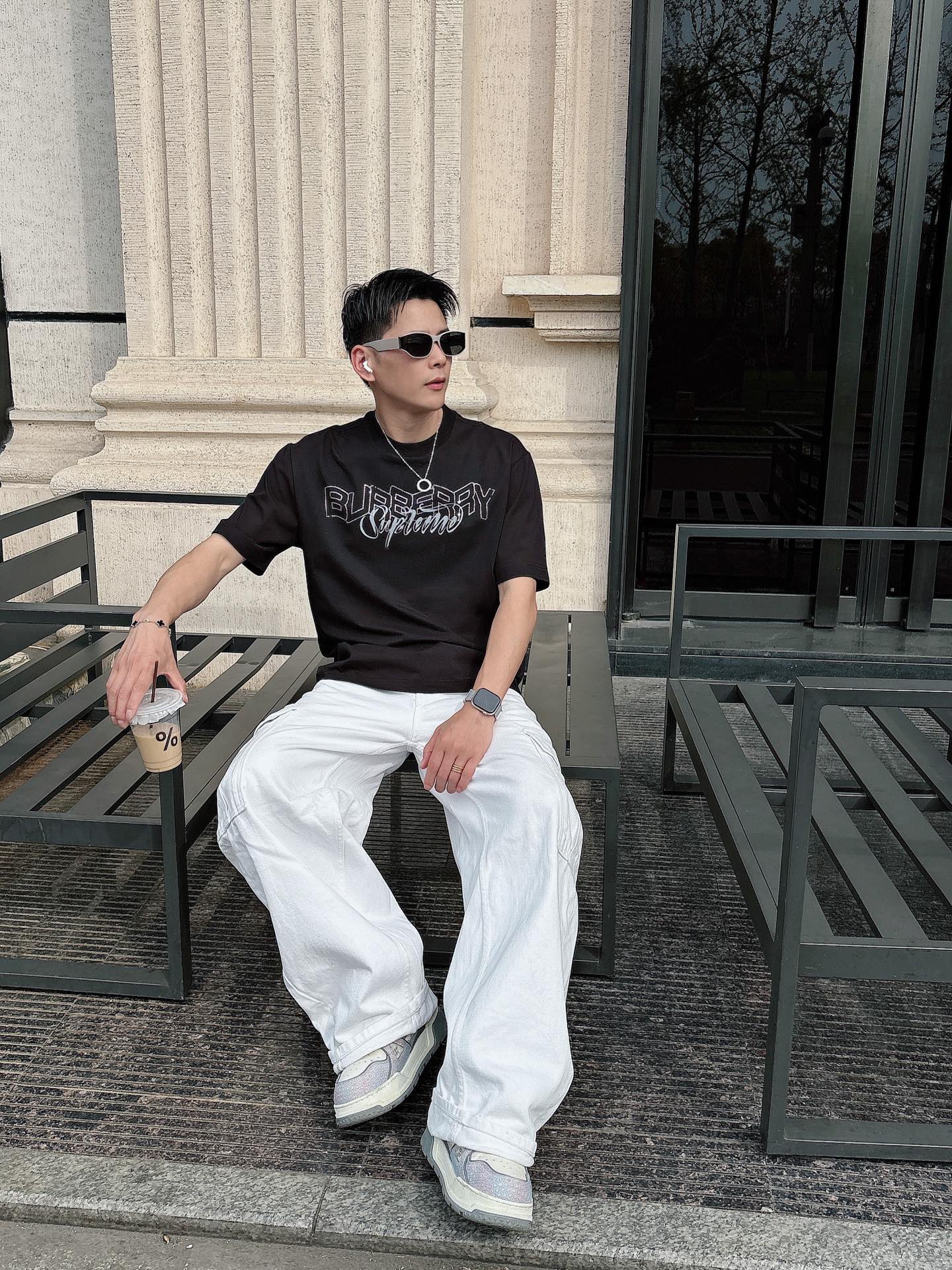 巴宝莉🌾、🆕2026春夏新品发售新品短袖T恤，面料采用新疆长绒棉，温儒柔软 细腻柔软 上身自然是舒适 凉