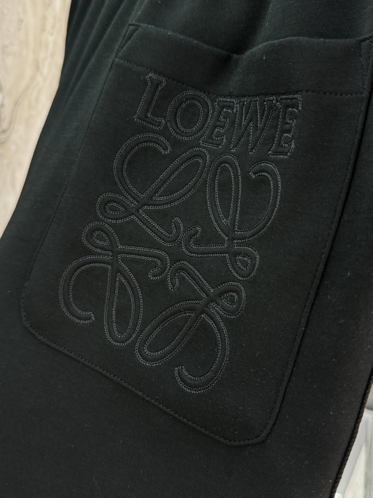 Roywei Leisure Pants: Comfortable, Flexible Design with Unique Logo for Stylish Interpretation - 图片 7