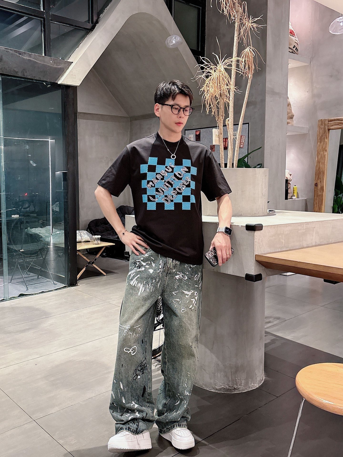 LV🌾、🆕2026春夏新品发售新品短袖T恤，面料采用新疆长绒棉，温儒柔软 细腻柔软 上身自然是舒适 凉爽