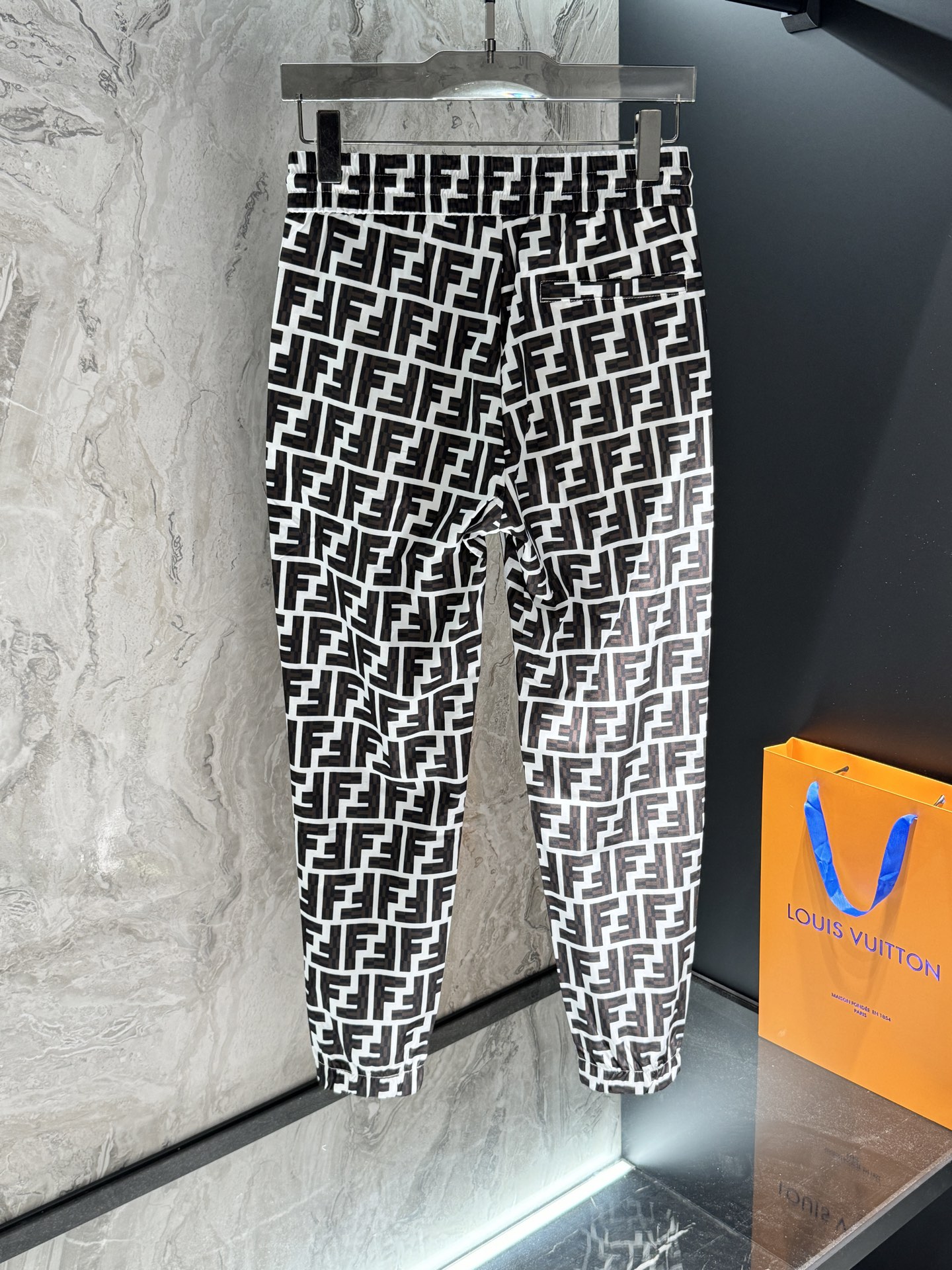 High-End Men’s Outdoor Summer Shorts: Classic, Waterproof, Comfortable – Sizes M-3XL - 图片 9