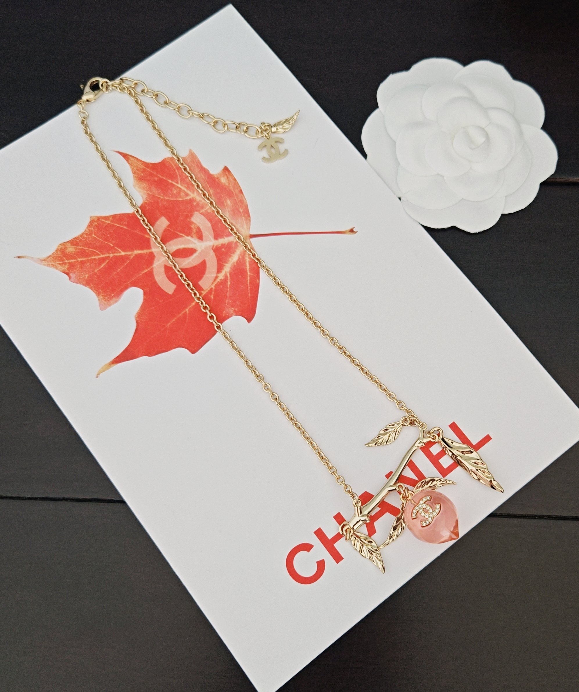 【ch*nel  最新款🆕🆕粉色桃项链】一致专柜🆕黄铜材质   
