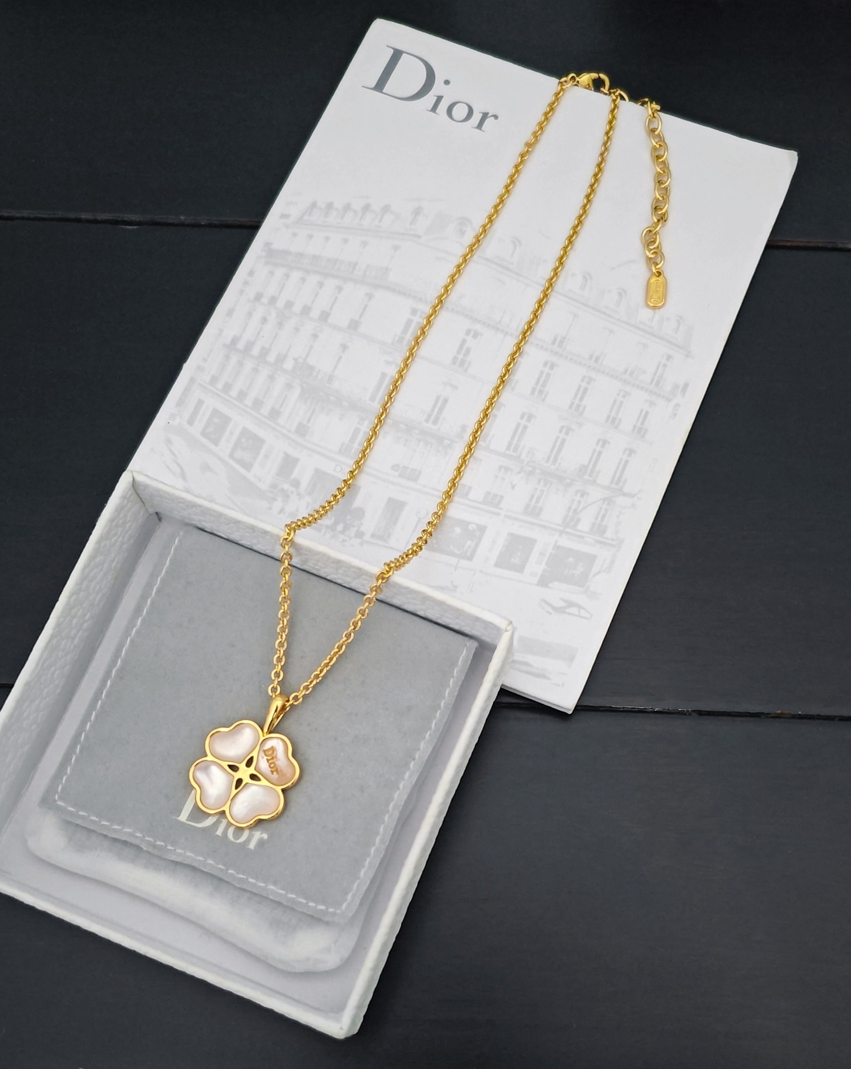 Dior D*or 最新款