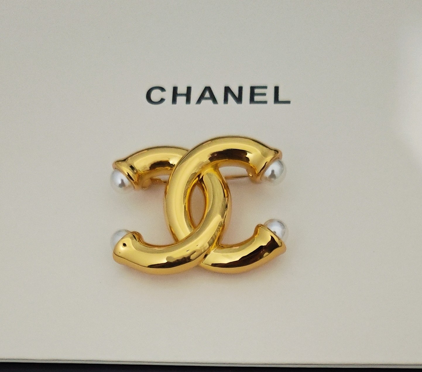 Chanel - Brooch - JR9C4313A21F8F