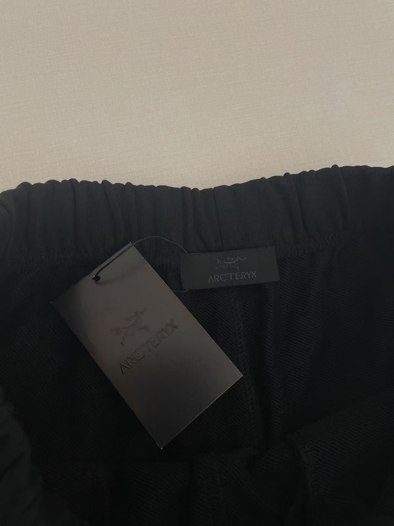 Arc'teryx Casual Cotton Shorts - Stylish Color Block Design & Comfortable Fit 7 i1747969964 3132 5