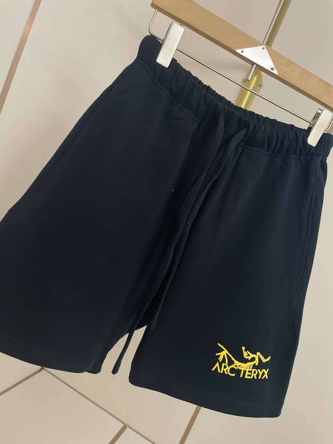 Arc'teryx Casual Cotton Shorts - Stylish Color Block Design & Comfortable Fit 4 i1747969964 5758 2