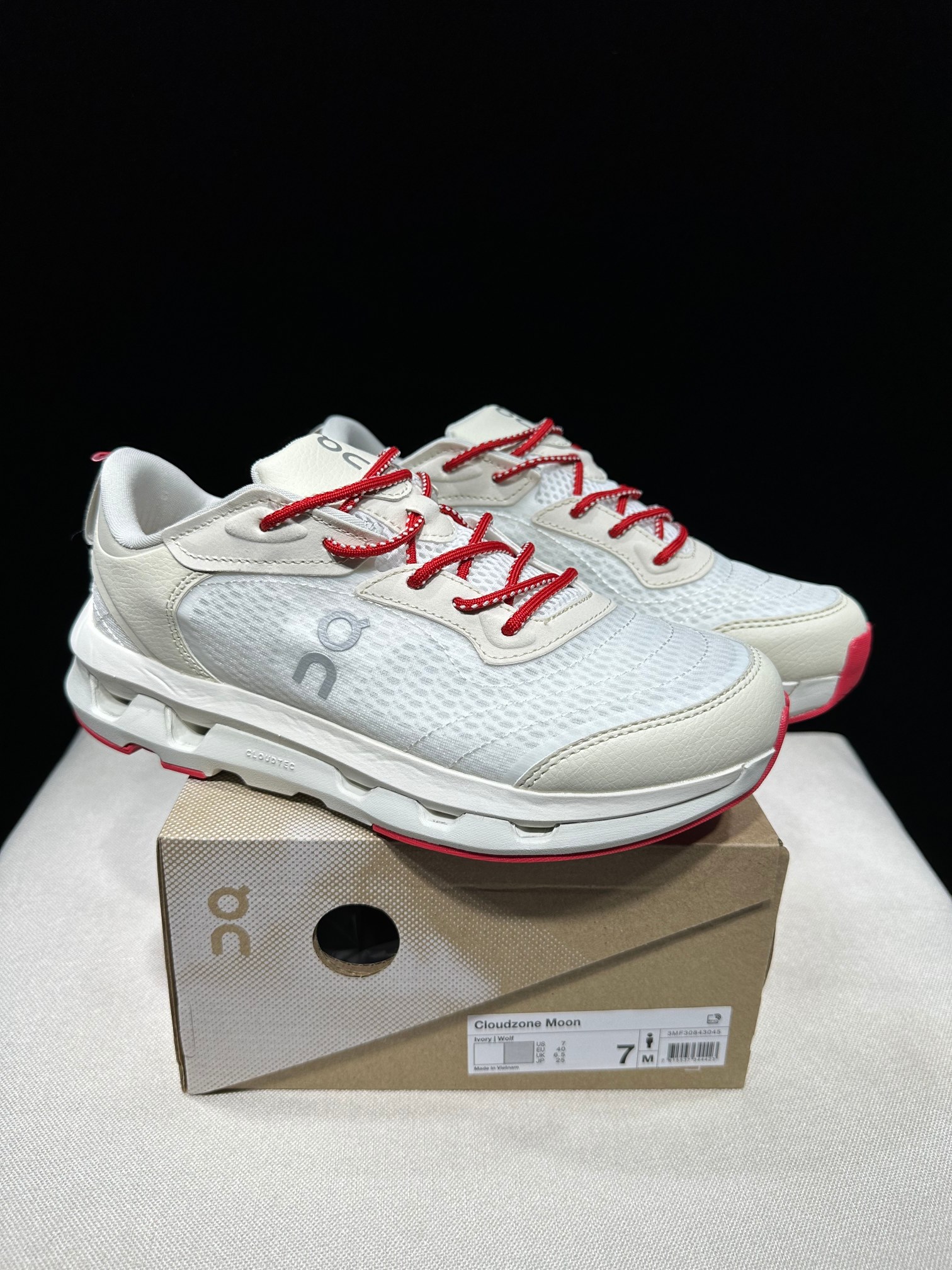 ON 클라우드존 문 러닝화 102770 이미지 5