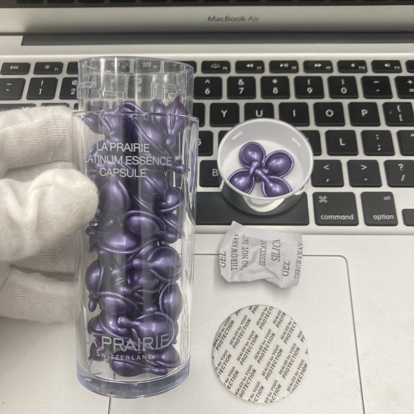专柜品质/70💰包邮
莱伯妮铂金精华胶囊60粒！